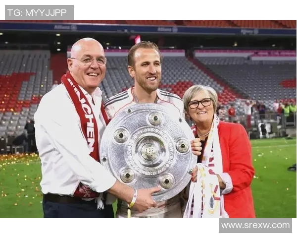 德甲赛场凯恩再度破门展现锋芒助球队争夺冠军荣耀