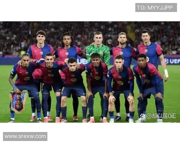 莱万帽子戏法助巴萨大胜对手展现强大攻击力